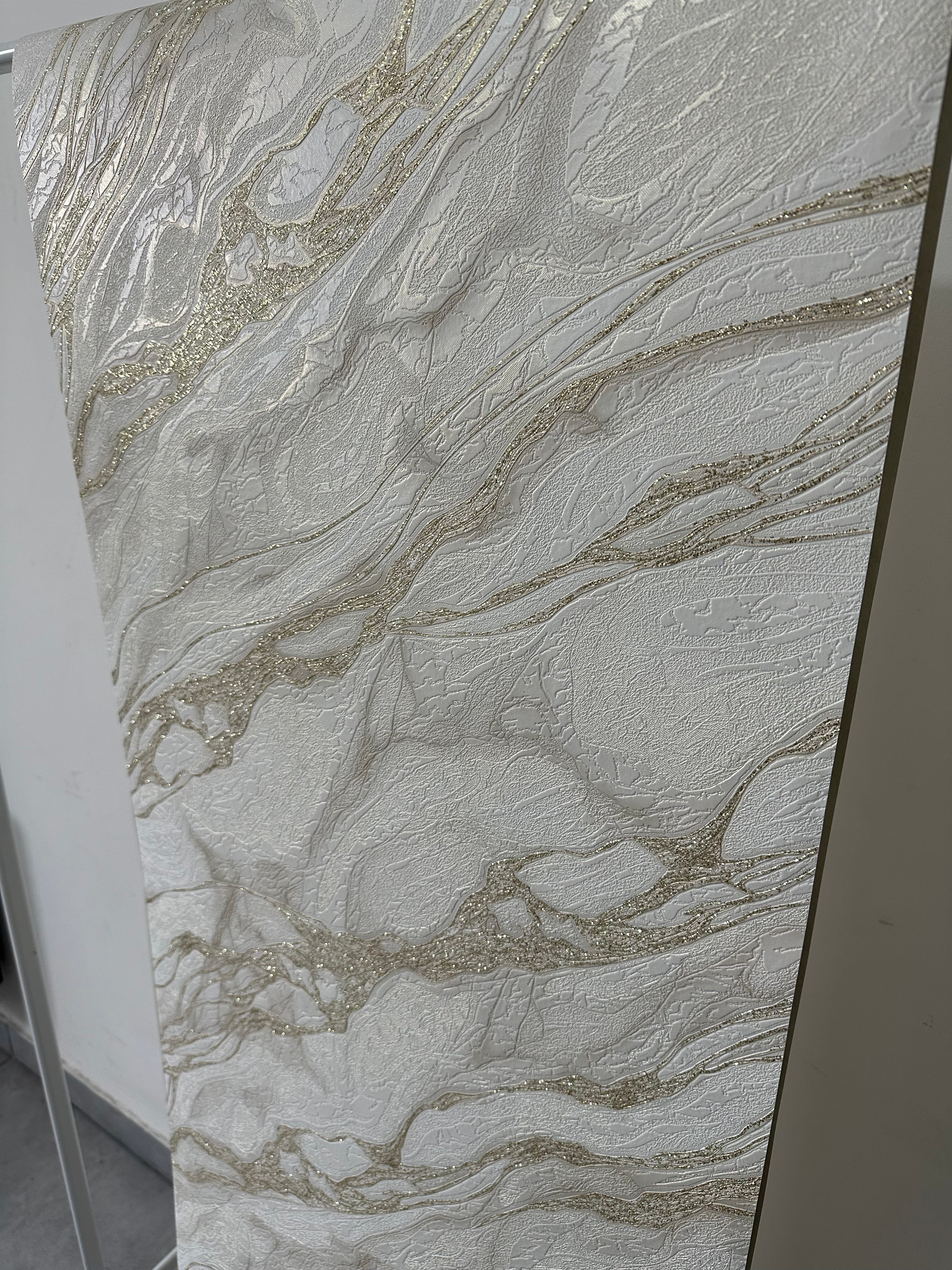 Papier peint marbré blanc/or 0,53x10m