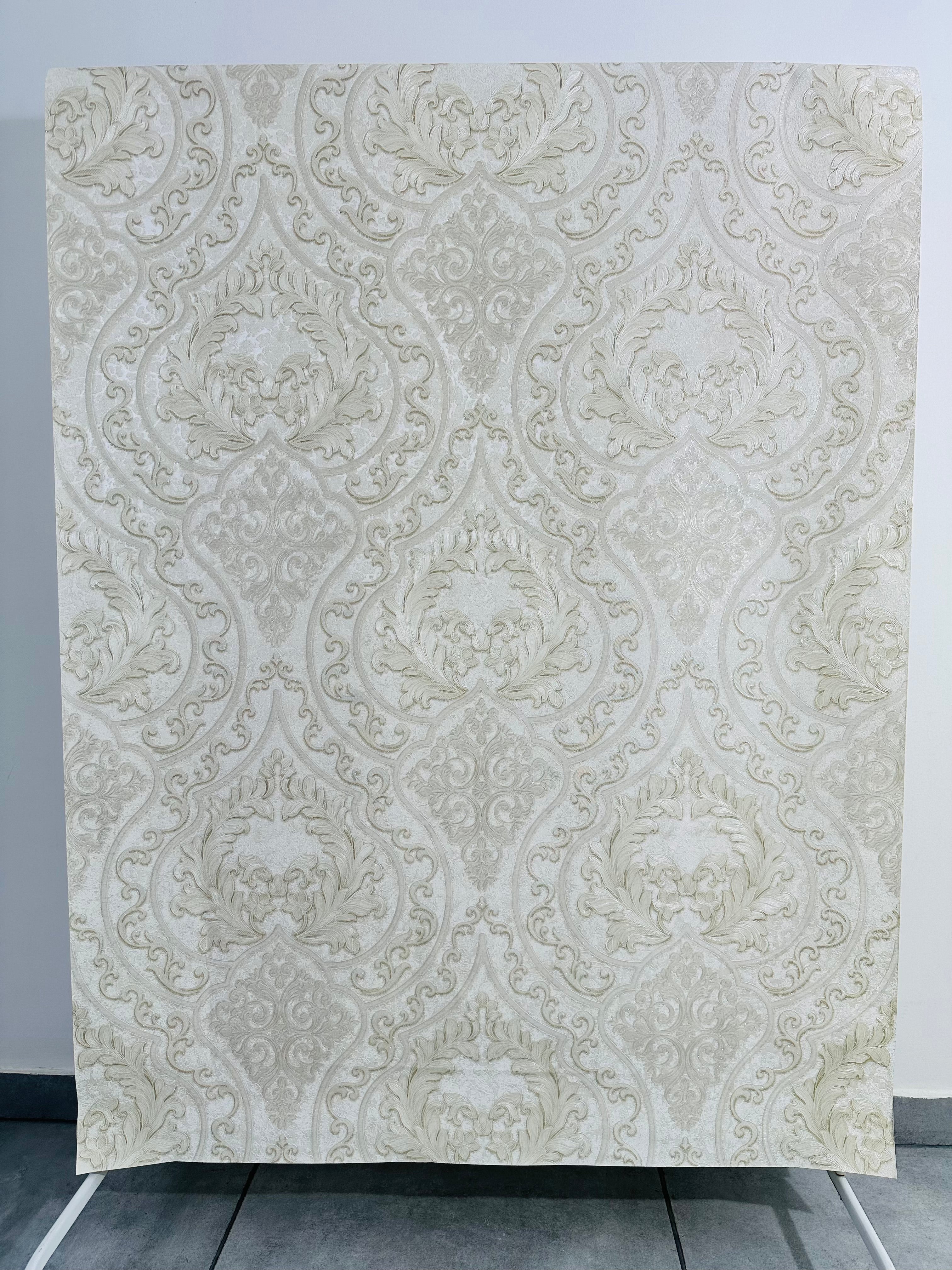 Papier peint baroque crème 1,06x10m