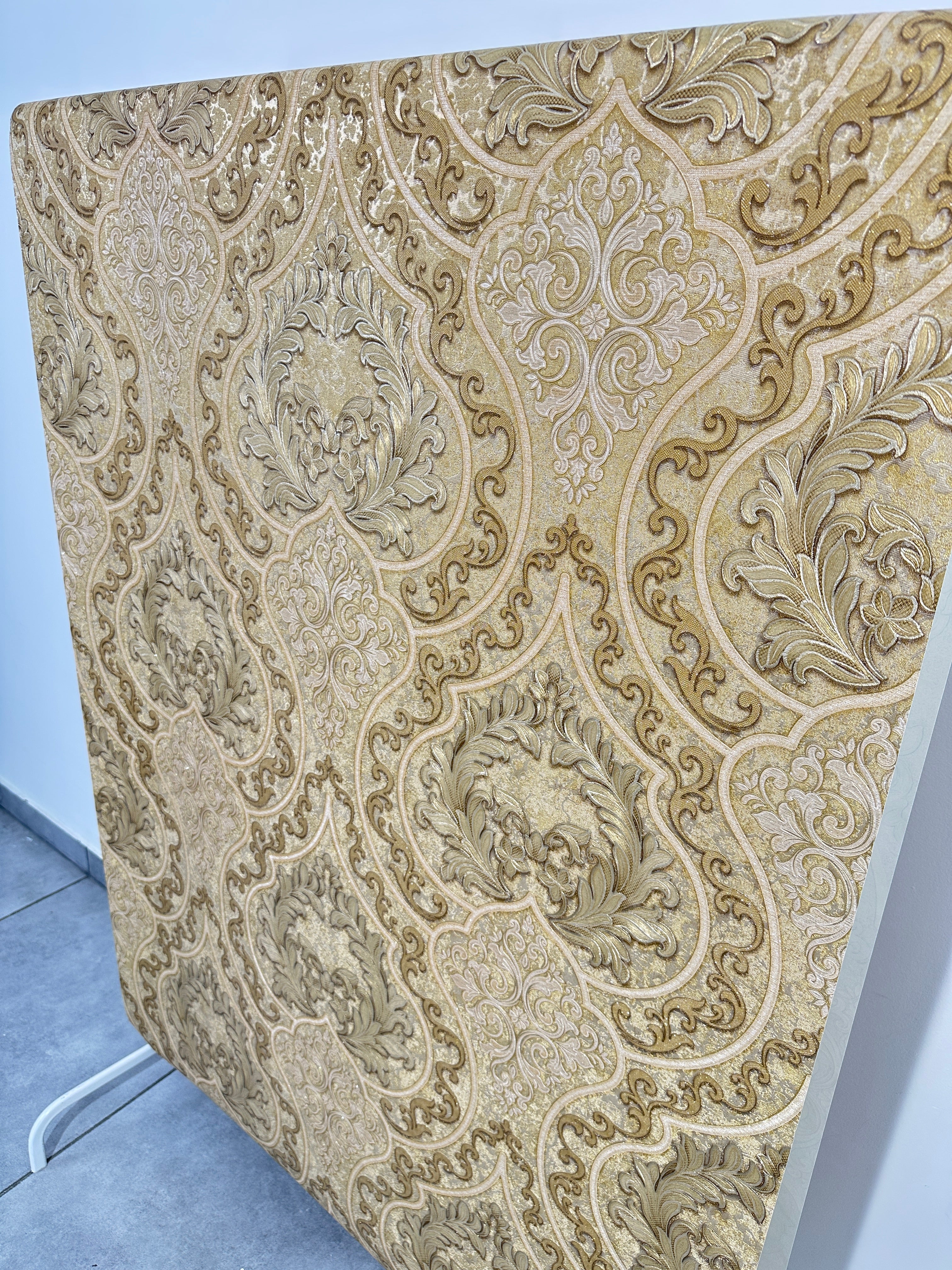 Papier peint baroque or 1,06x10m