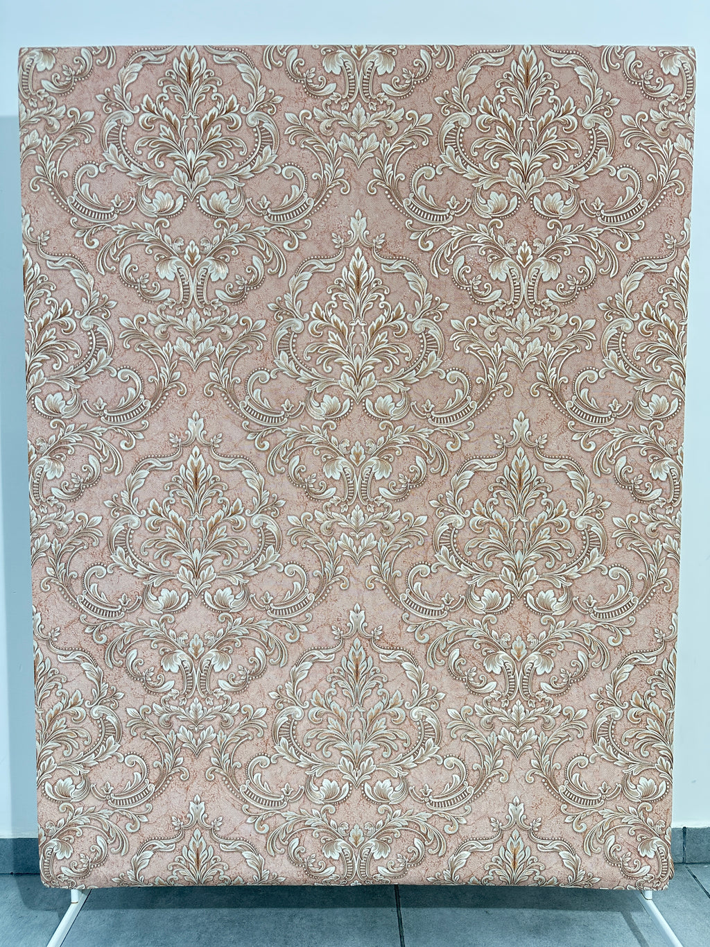 Papier peint baroque rose/or 1,06x10m